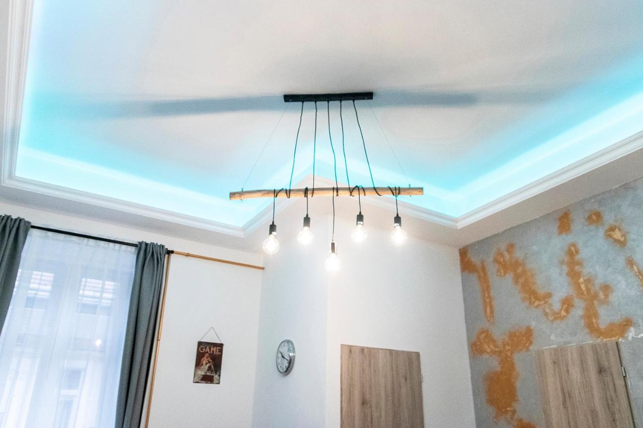 Astoria Tiny Apartment Budapest Eksteriør bilde